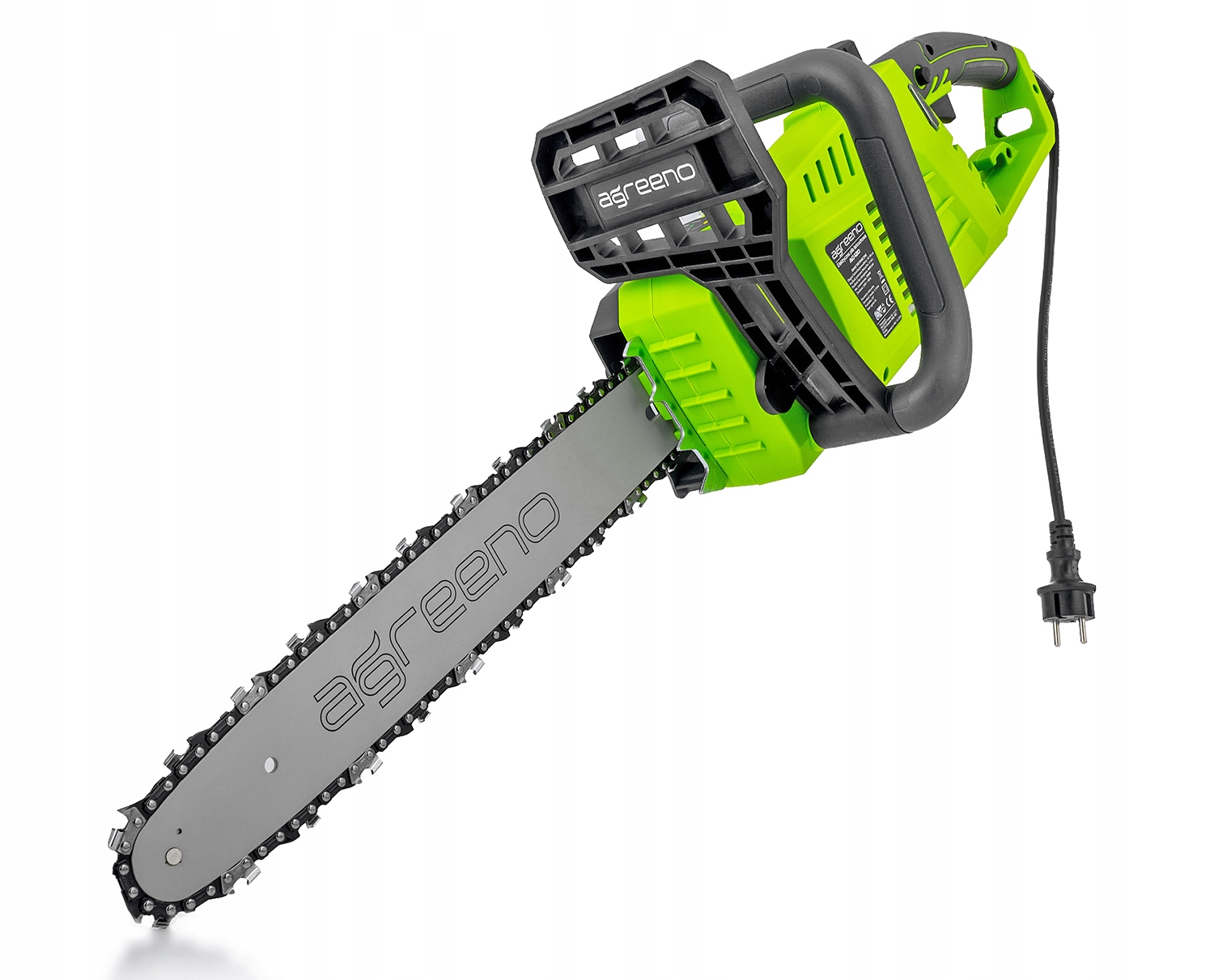 Pilarka łańcuchowa marki Agreeno utrzymana w zielono-szarej kolorystyce z elementami czarnymi, takimi jak uchwyt, obudowa silnika i przewód zasilający, na białym tle - ujęcie nr 11